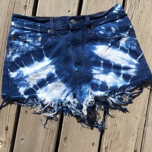 Levi's high waisted jean shorts size 31 waist